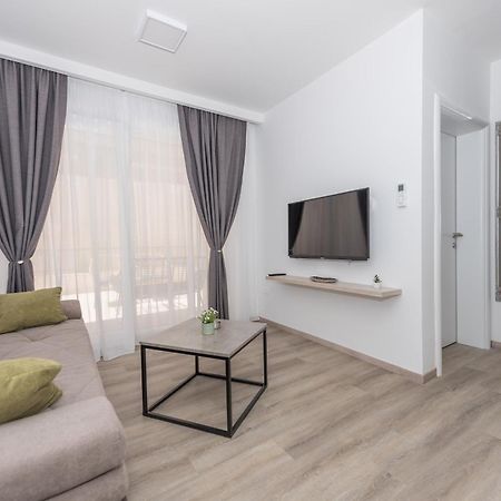 Apartments By The Sea Makarska - 19134 Rum bild
