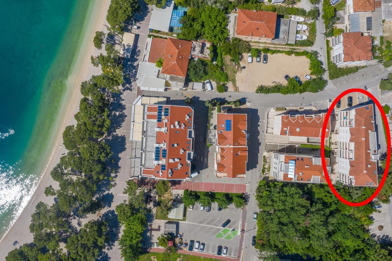 Apartments By The Sea Makarska - 19134 Exteriör bild